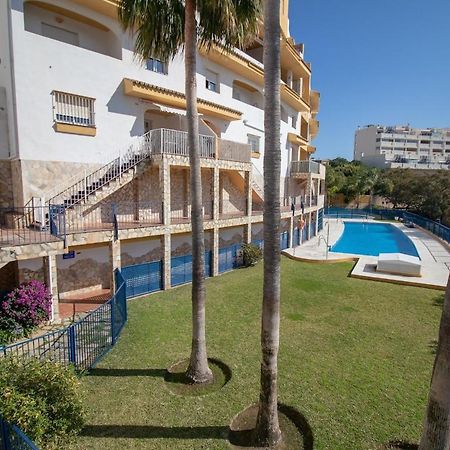 C43 - Family House With Terrace And Shared Pool Villa Benalmádena Exteriör bild