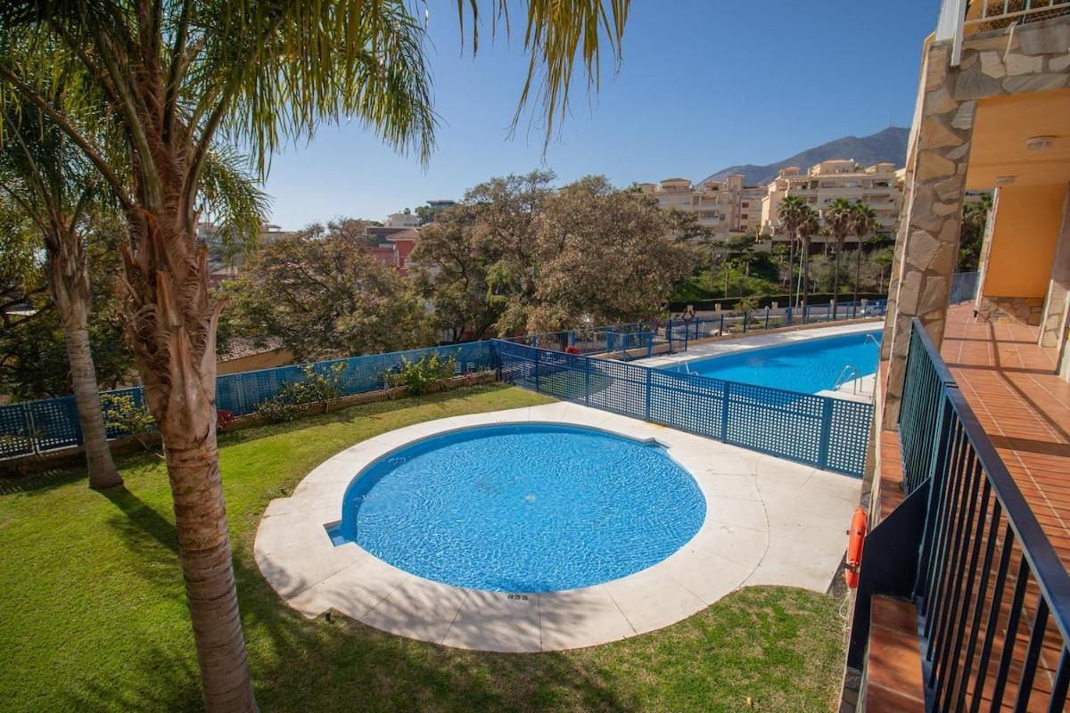 C43 - Family House With Terrace And Shared Pool Villa Benalmádena Exteriör bild